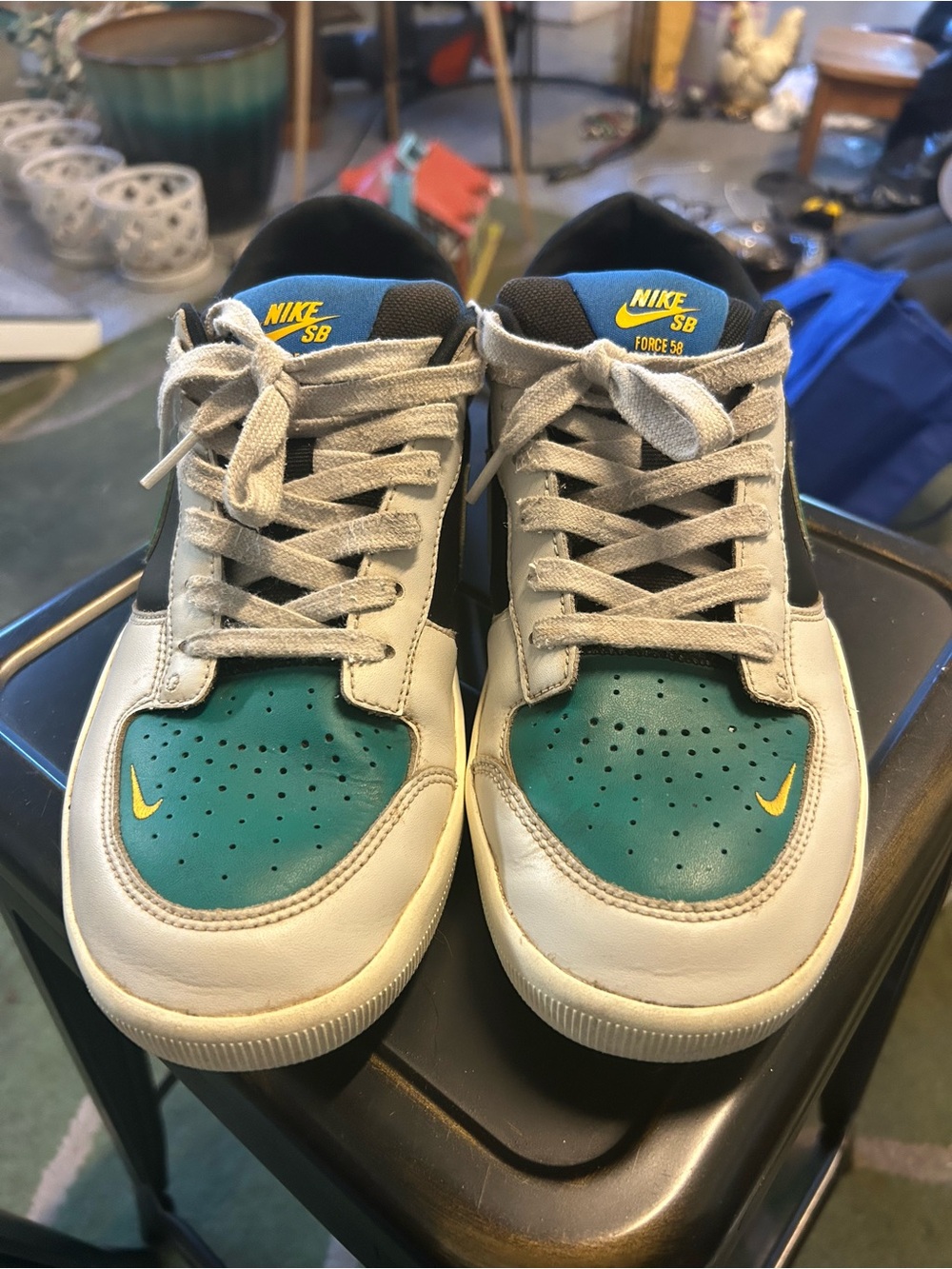 Nike Men’s Low-Top Sneakers in Teal/Black/White with Blue Tongue - Picture 3 of 4